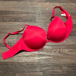 PINK Victoria's Secret Red T-Shirt Bra